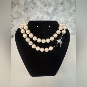 Betsey Johnson Faux Pearl and Bow Necklace